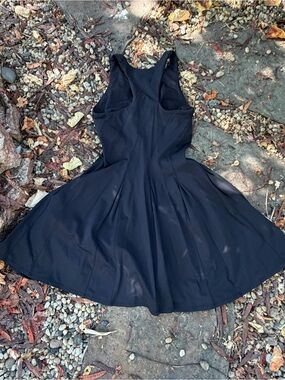 lululemon  Black Sleeveless   tennis size 4.